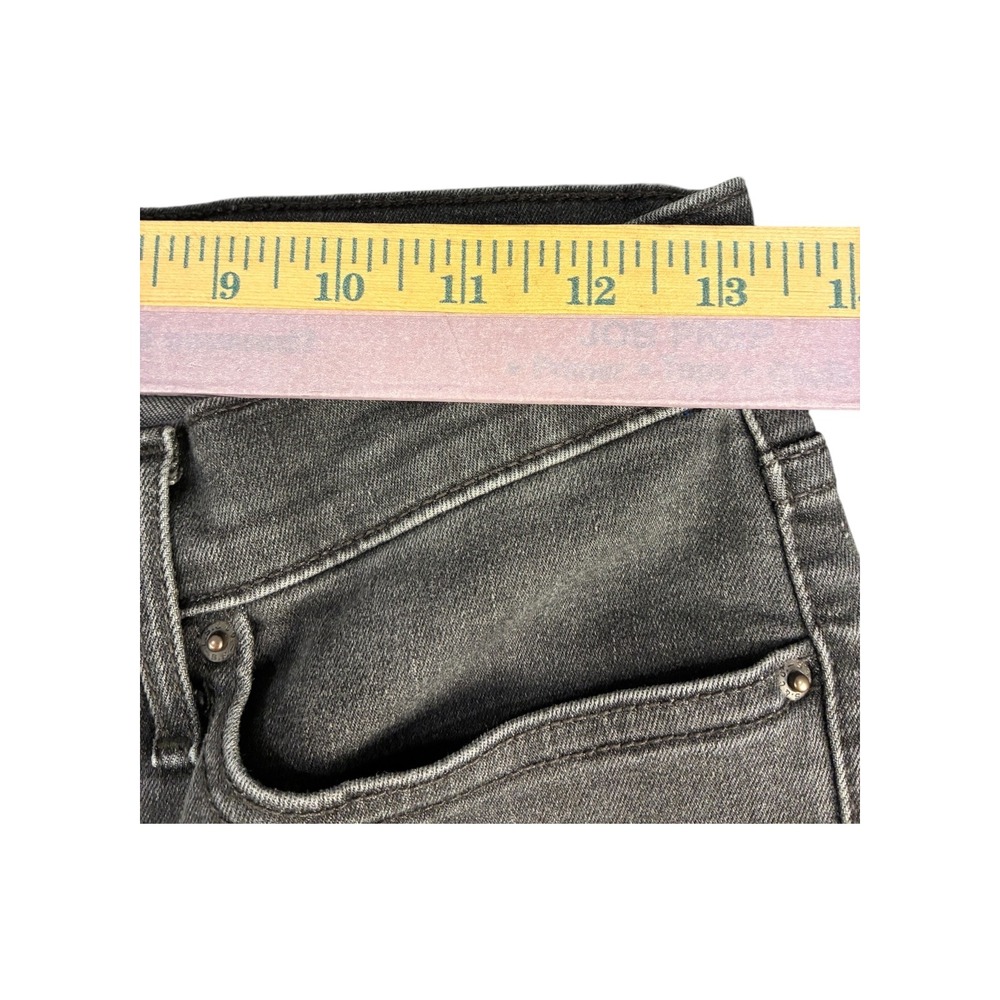 Levi's 311 Shaping Skinny Jeans Dark Wash Women's Size 28 - Picture 6 of 7